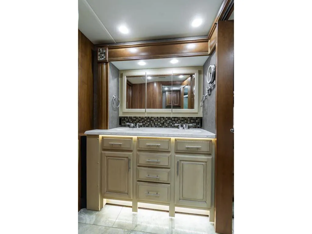 2018 Entegra Coach Aspire 42DEQ, Photos photo 29