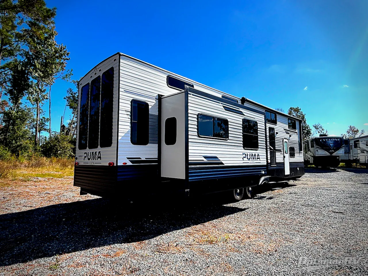 2026 Forest River Puma Vista 401RLFT - Photo 3