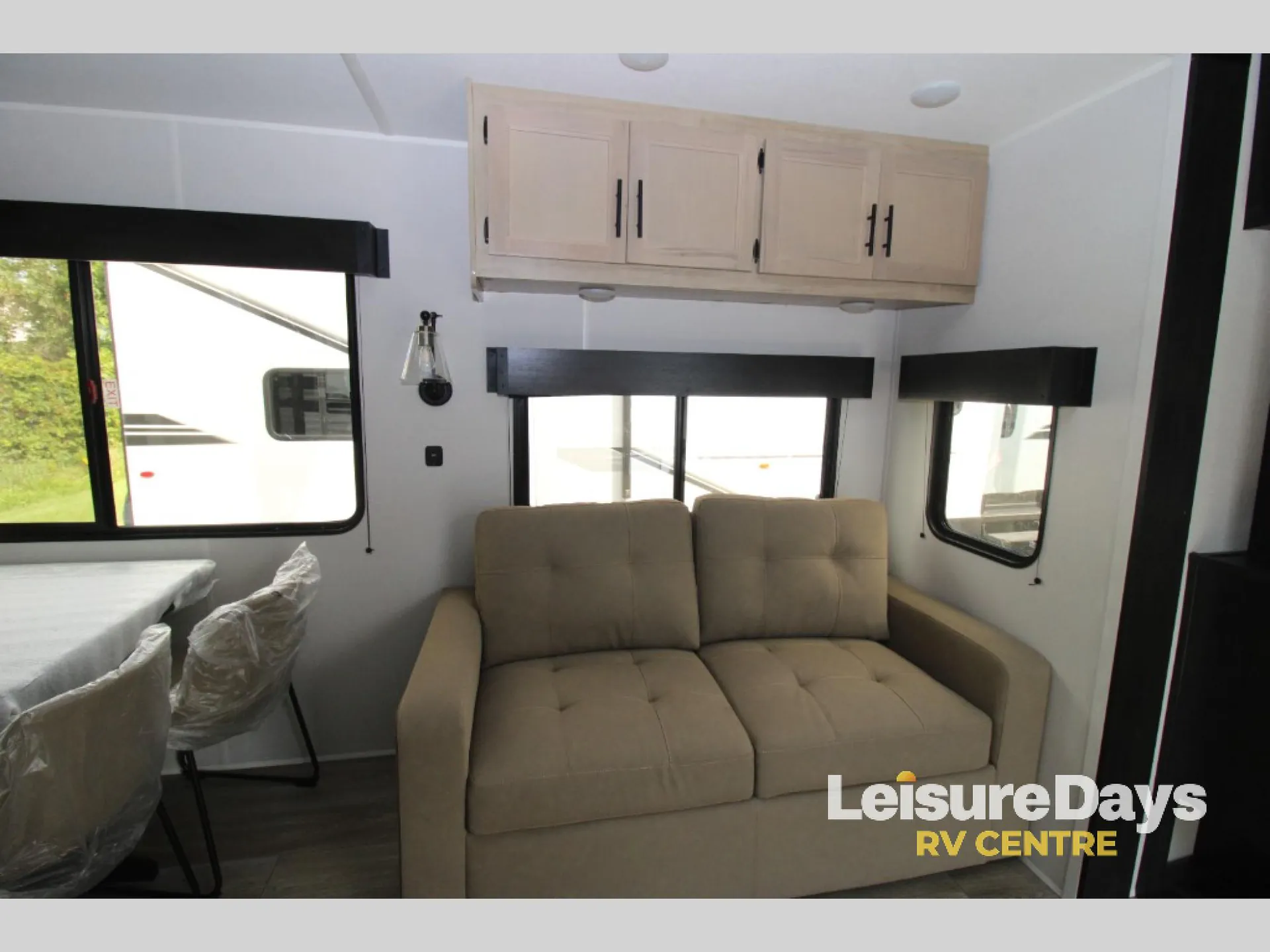 2027 Forest River Cherokee Timberwolf 39HBA — Photo 6