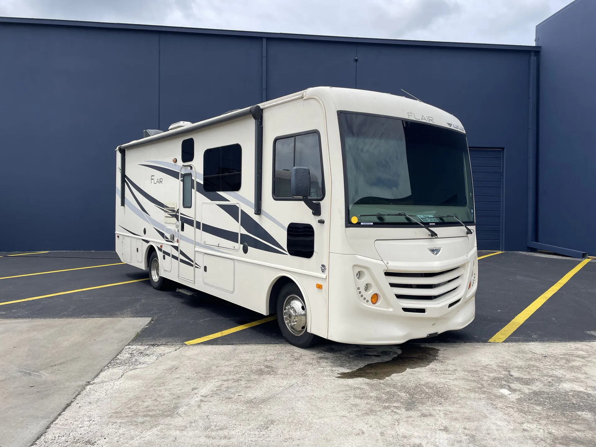 2019 fleetwood Flair 28A - Photo 2