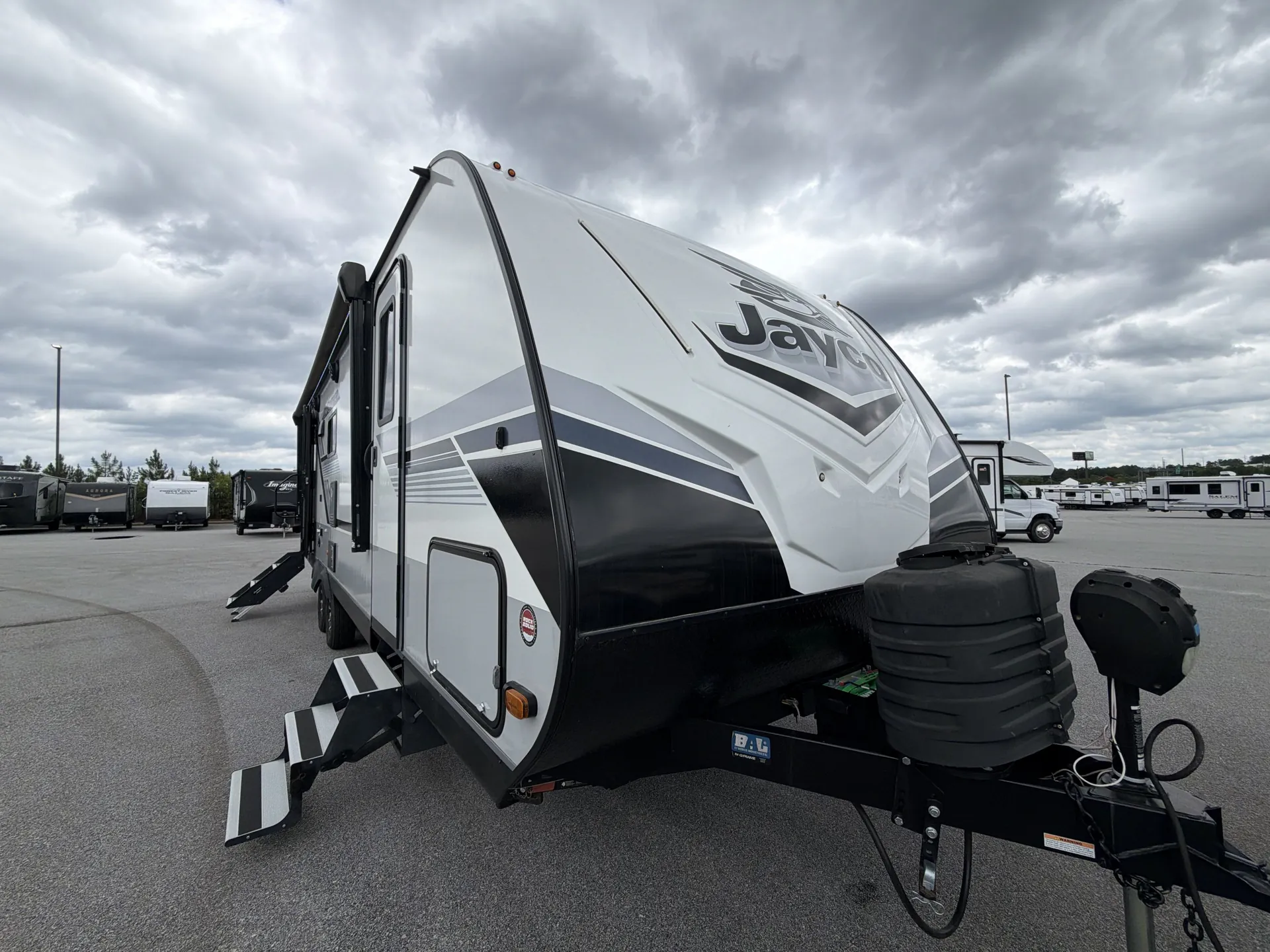 2024 Jayco Jay Feather 26RL - Photo 2