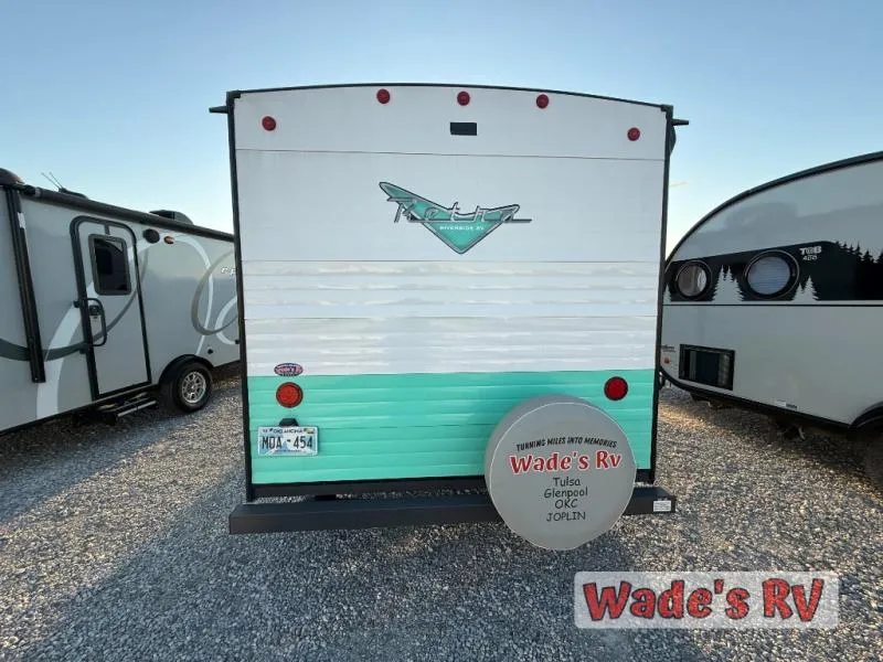 2022 Riverside RV Retro Used    165 - Photo 2
