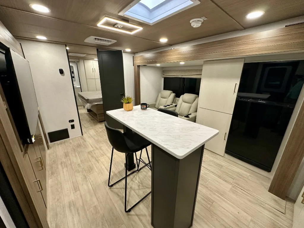 2027 Forest River Vibe 2500FIK - Photo 4
