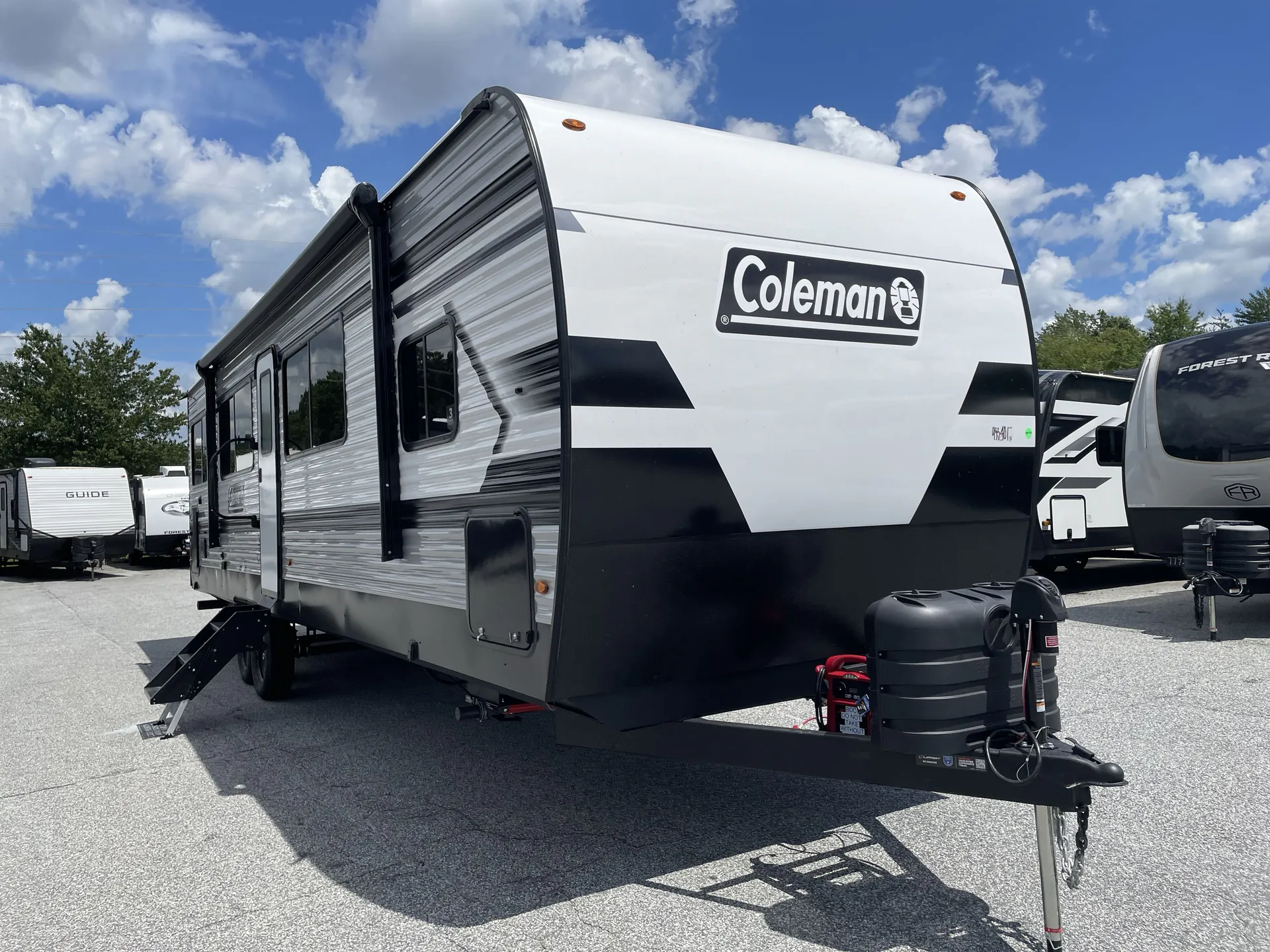 2027 Keystone Coleman Lantern 29RKS dealer photo 1 from Camping World