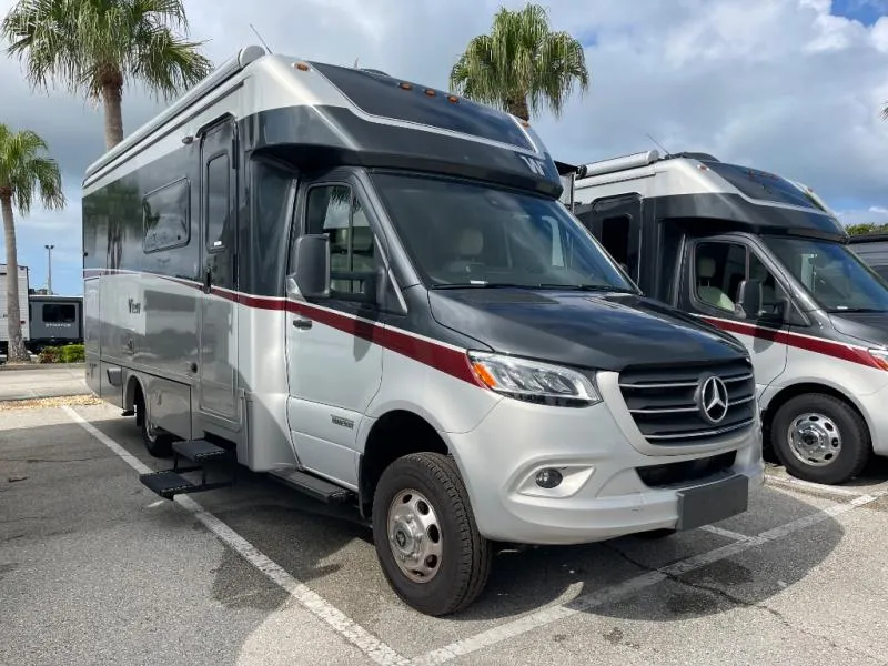 2025 Winnebago View 24T AWD - Photo 2