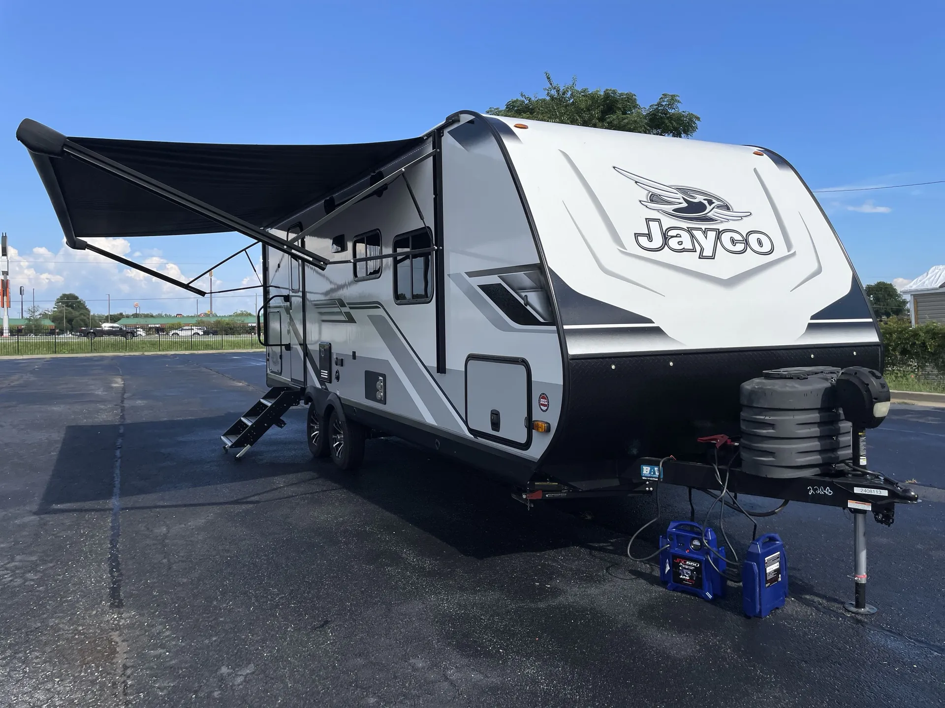 2025 Jayco Jay Feather 22RB - Photo 2