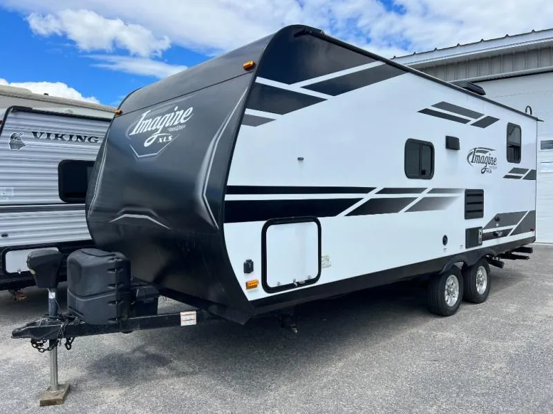 2019 Grand Design Imagine XLS 21BHE - Photo 4
