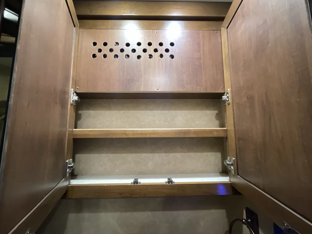 2015 Entegra Coach Aspire 42RBQ, Photos photo 27