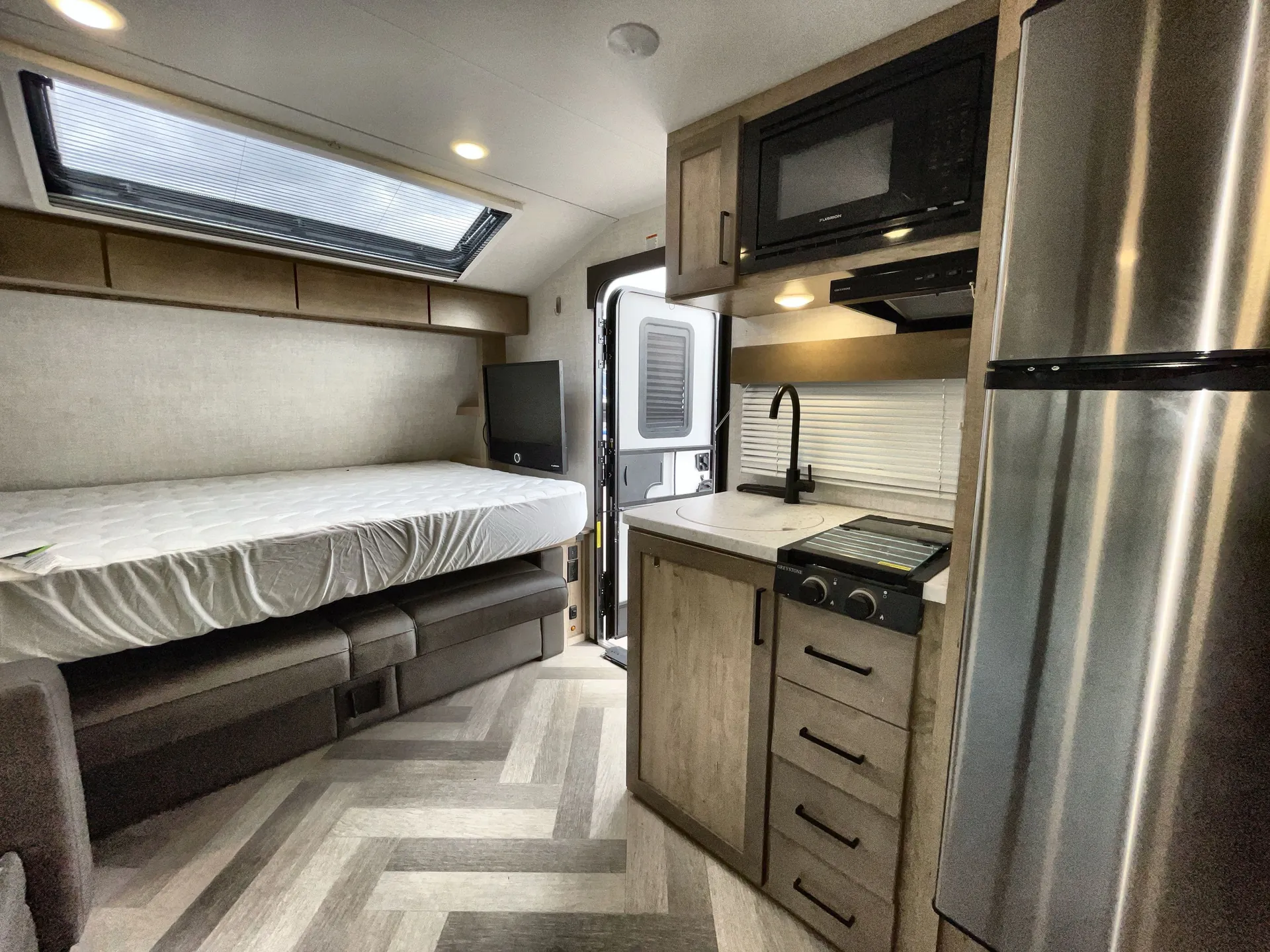 2022 Ember RV Overland 191MSL — living area main