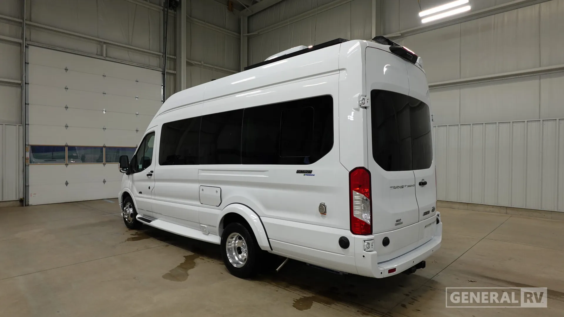 2026 Midwest Automotive Designs Patriot MD2F - Photo 4