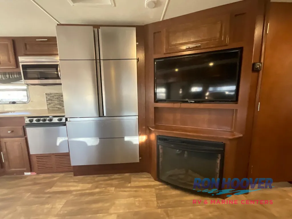 2015 Forest River RV Georgetown 335DS, Photos photo 19