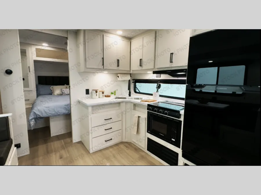 2027 Grand Design Momentum MAV 28MAV - Photo 3