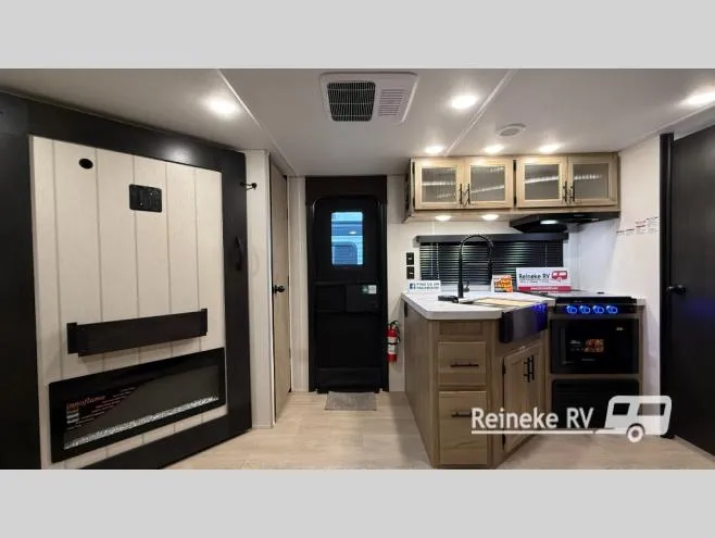 2026 Forest River Cherokee Grey Wolf 28RRT - Photo 3