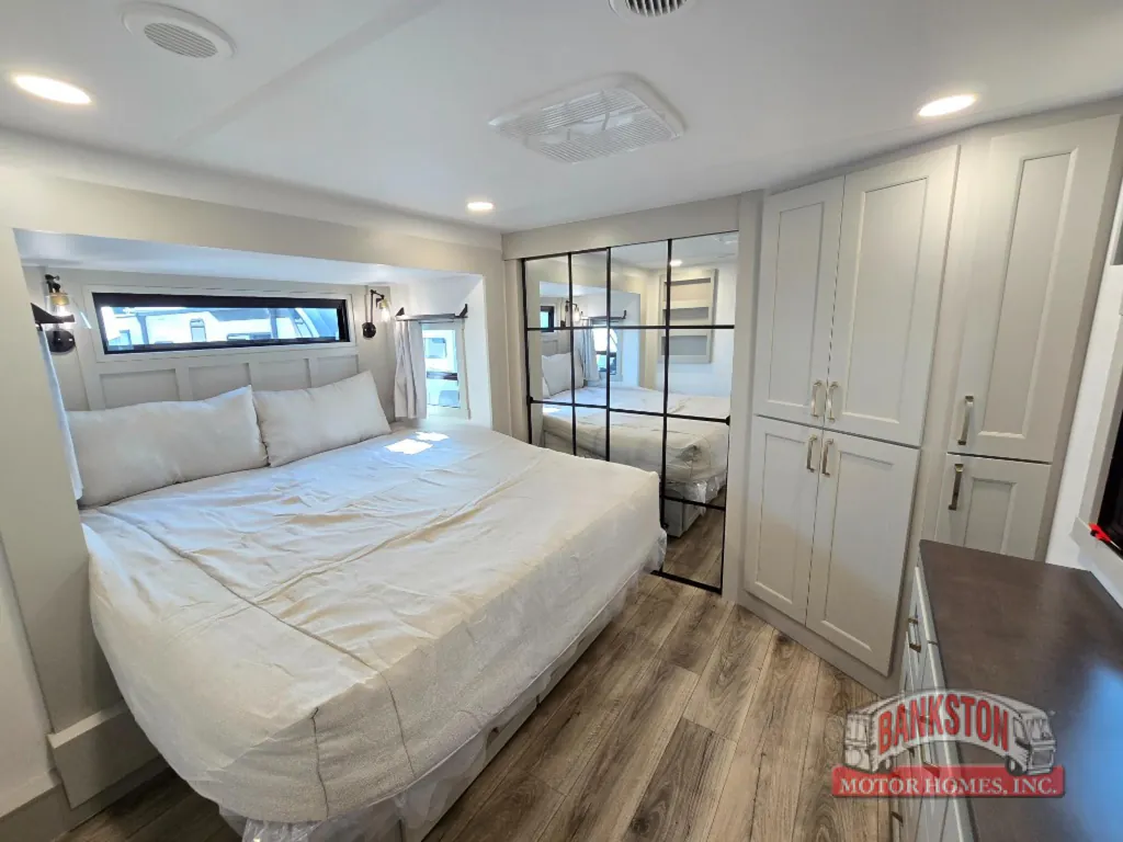 2027 Brinkley Model G 3970, Photos photo 39