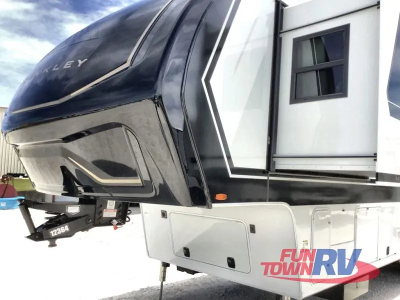 2026 Brinkley Model Z 3600 - Photo 4