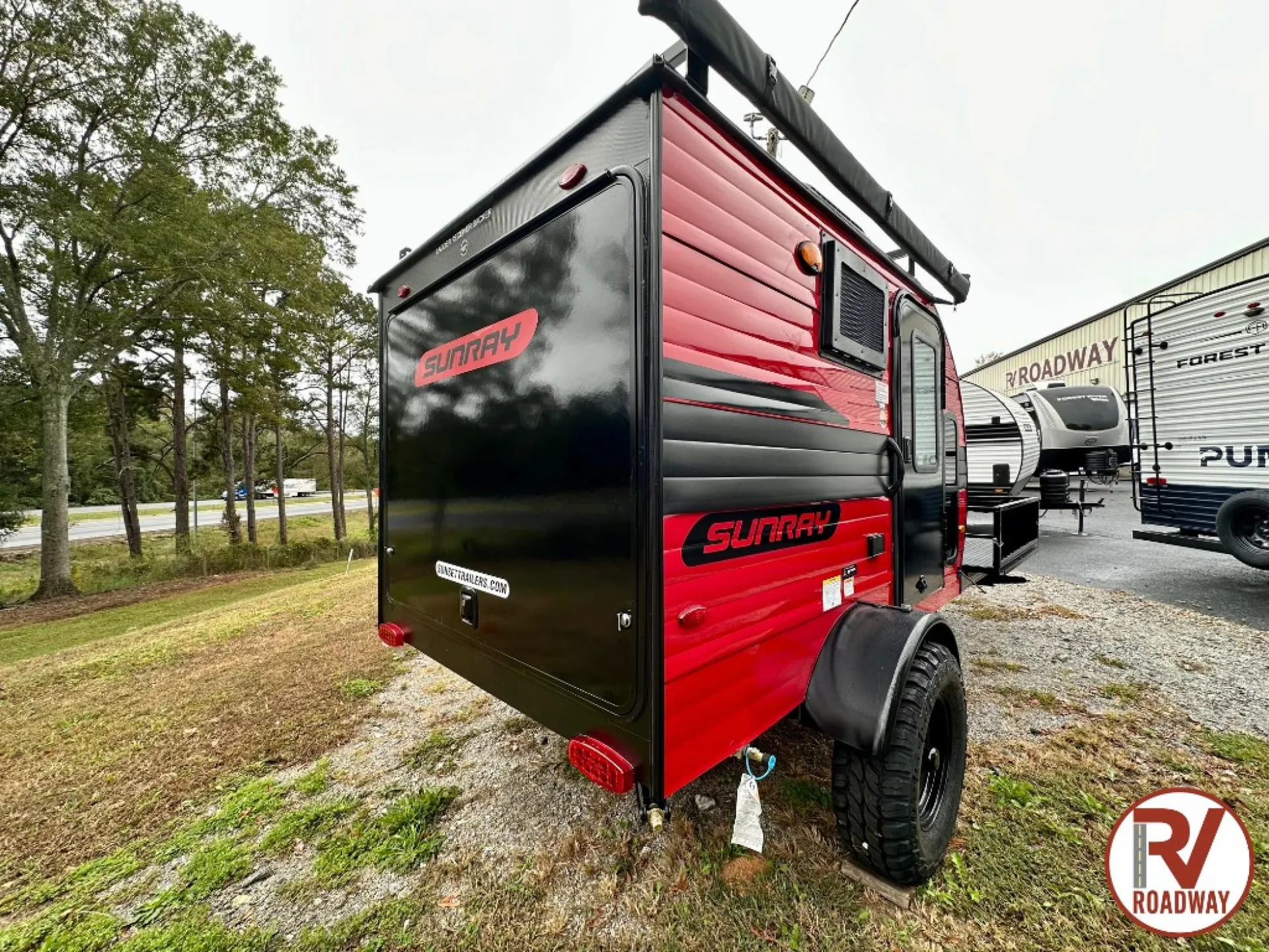 2026 Sunset Park RV SunRay 109E - Photo 4