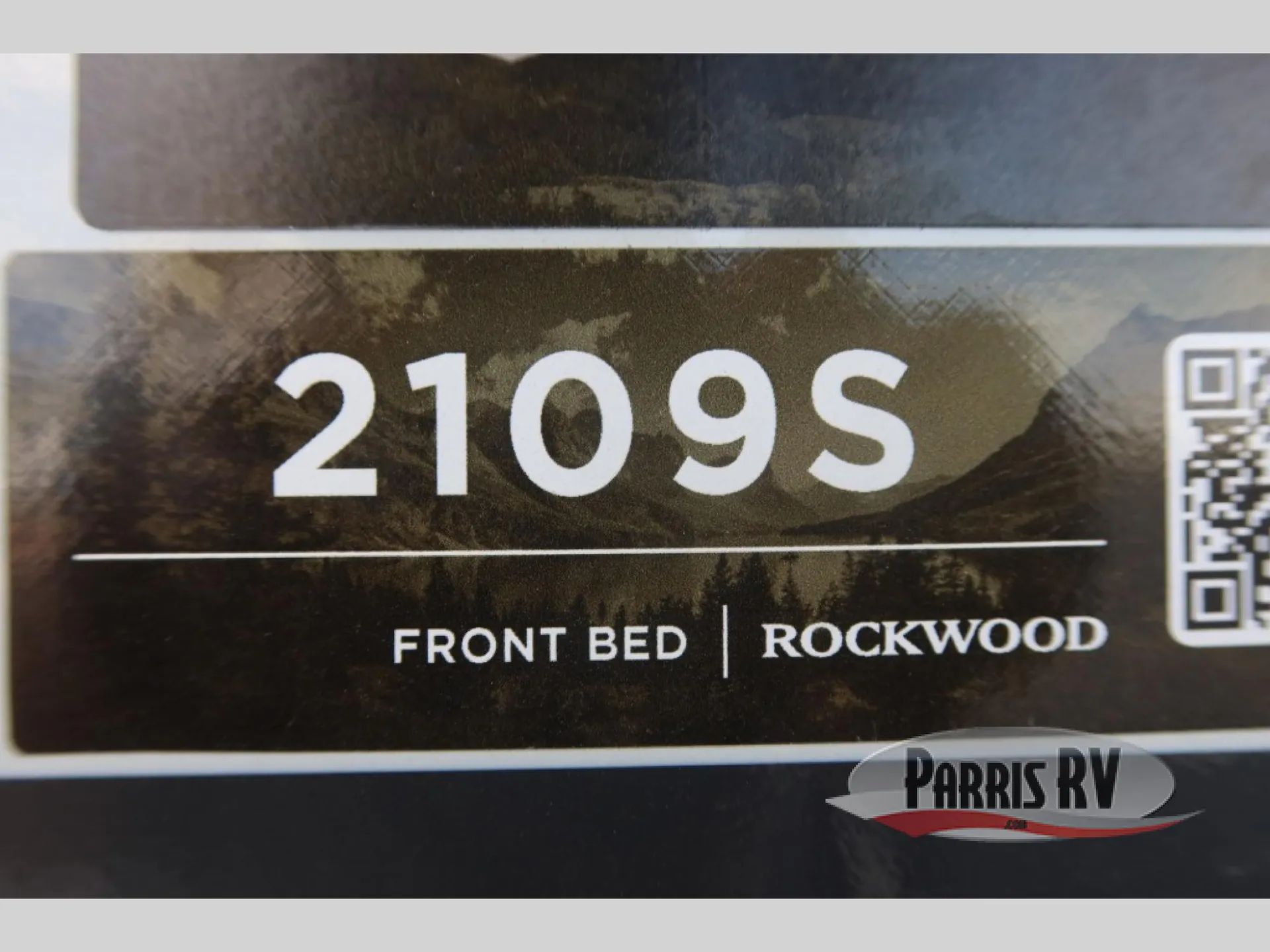2027 Forest River Rockwood Mini Lite 2109S — Photo 6