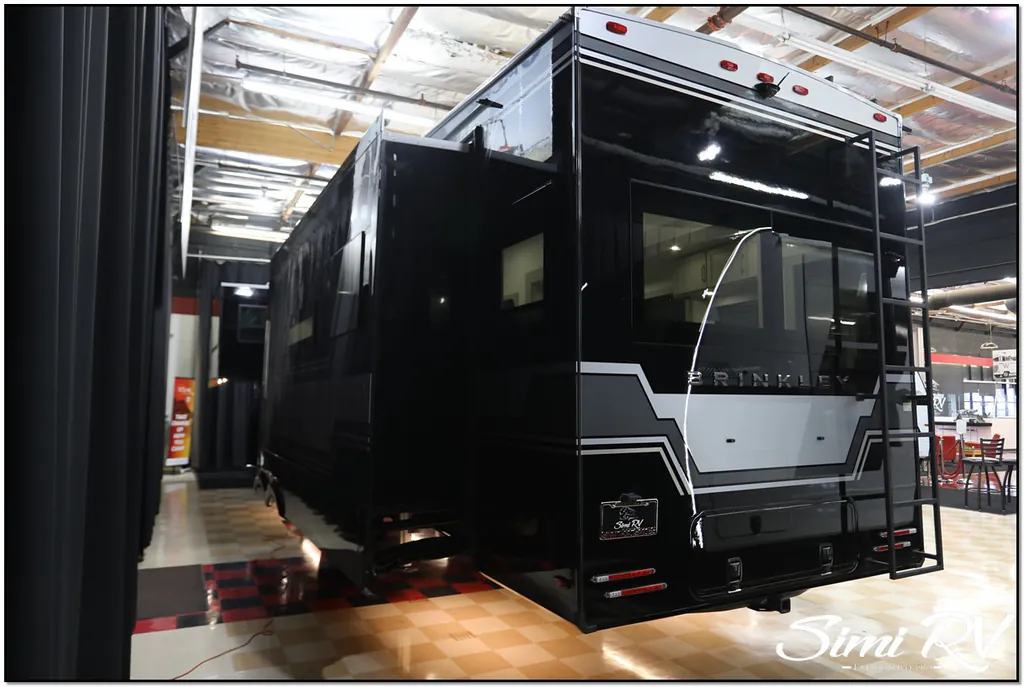 2026 Brinkley Model Z 3600, Photos photo 8