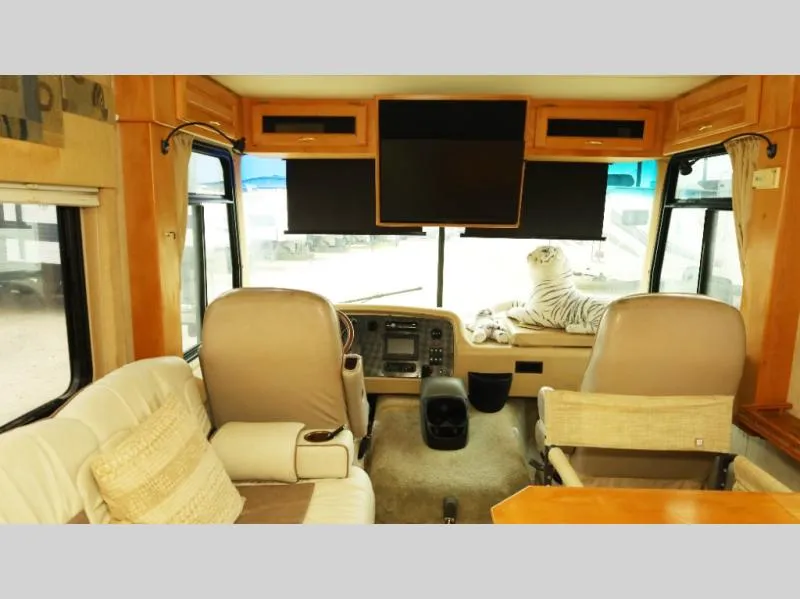 2003 Safari TREK WORKHORSE Used    2610 - Photo 3