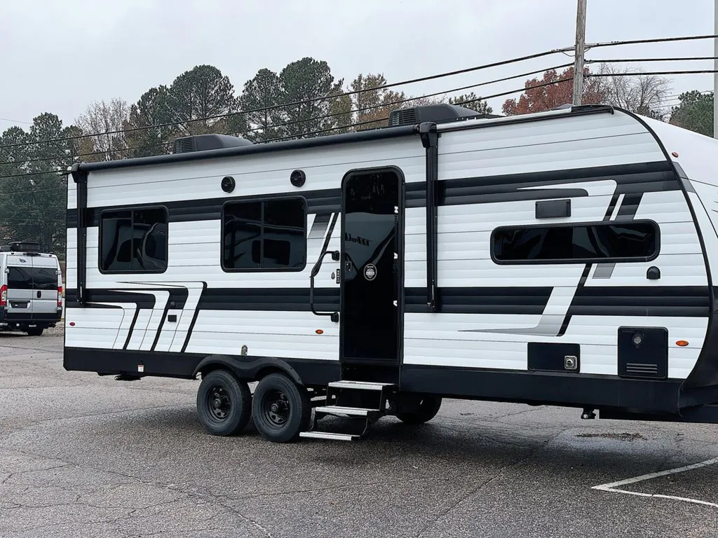 2025 Grand Design Momentum MAV 24MAV, Photos photo 8