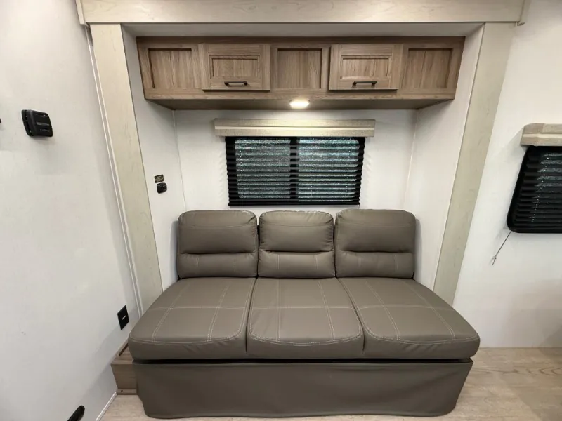 2026 Coachmen Freedom Express Select 18SE, Photos photo 10