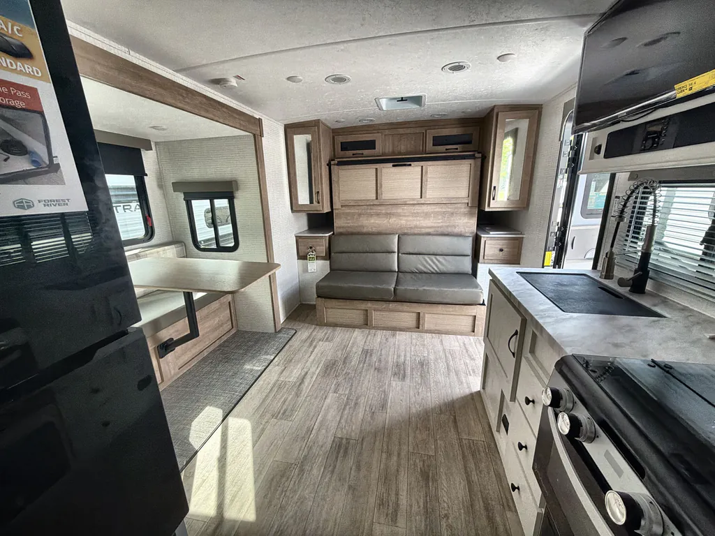 2025 Forest River Solaire 2085BHS, Photos photo 14