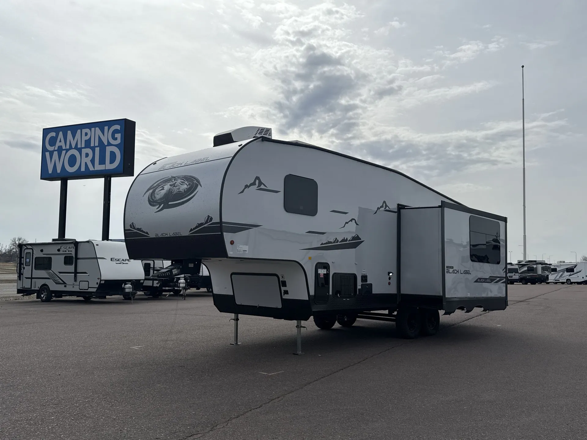 2023 Forest River Cherokee Black Label 245TRBL - Photo 2