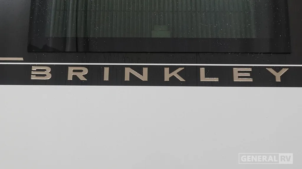 2027 Brinkley Model Z AIR 315, Photos photo 31