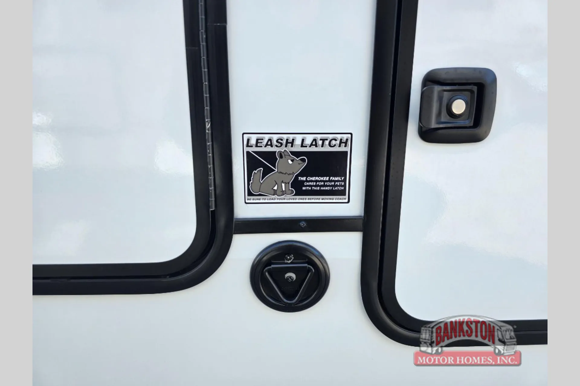 2026 Forest River Cherokee Sabre 37FLH - Photo 4