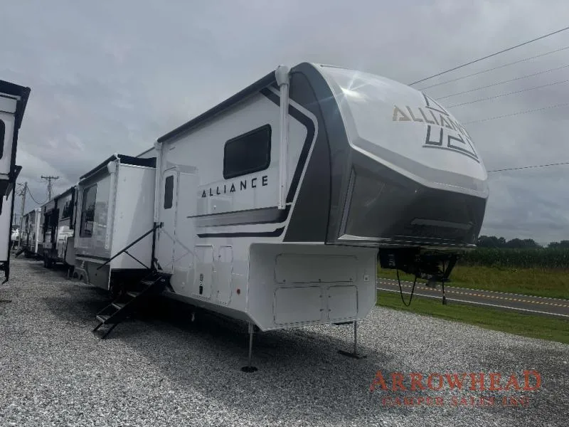 2027 Alliance RV Paradigm 395DS - Photo 2