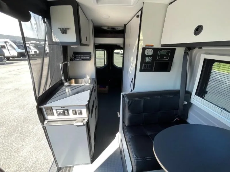 2027 Winnebago Revel Sport 44N - Photo 3