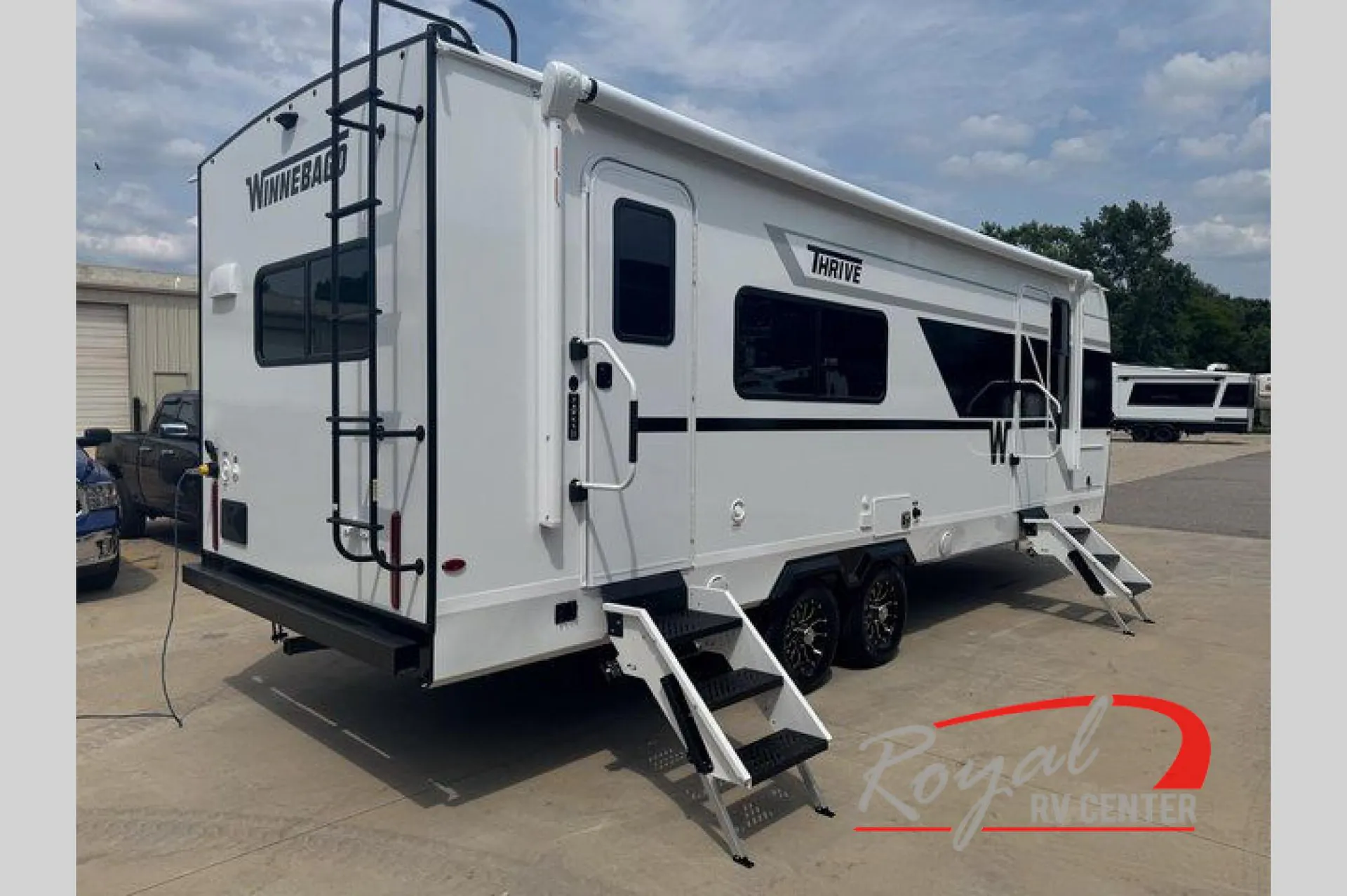2026 Winnebago Thrive 24RKS - Photo 4