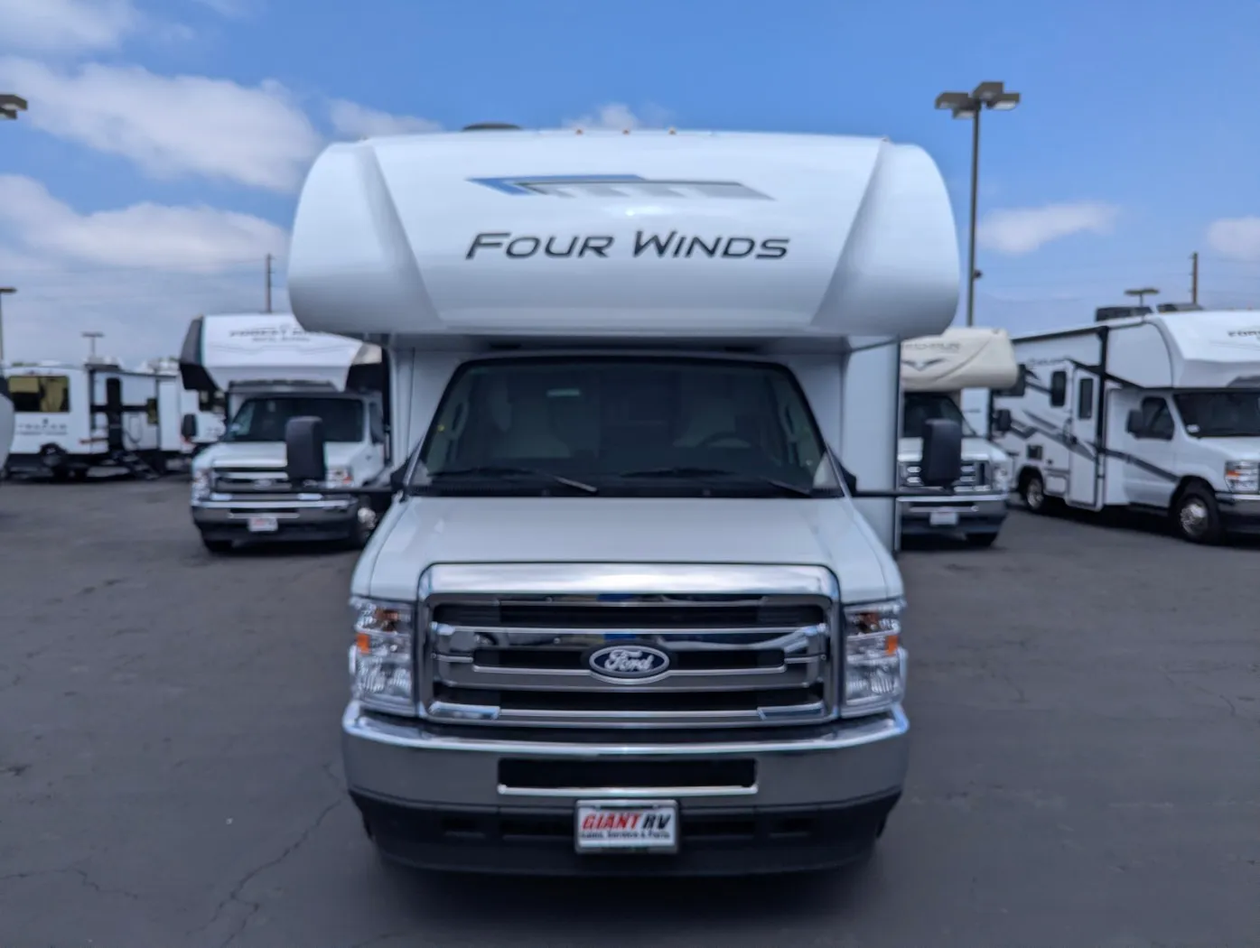 2027 Thor Motor Coach Four Winds 28Z - Photo 3