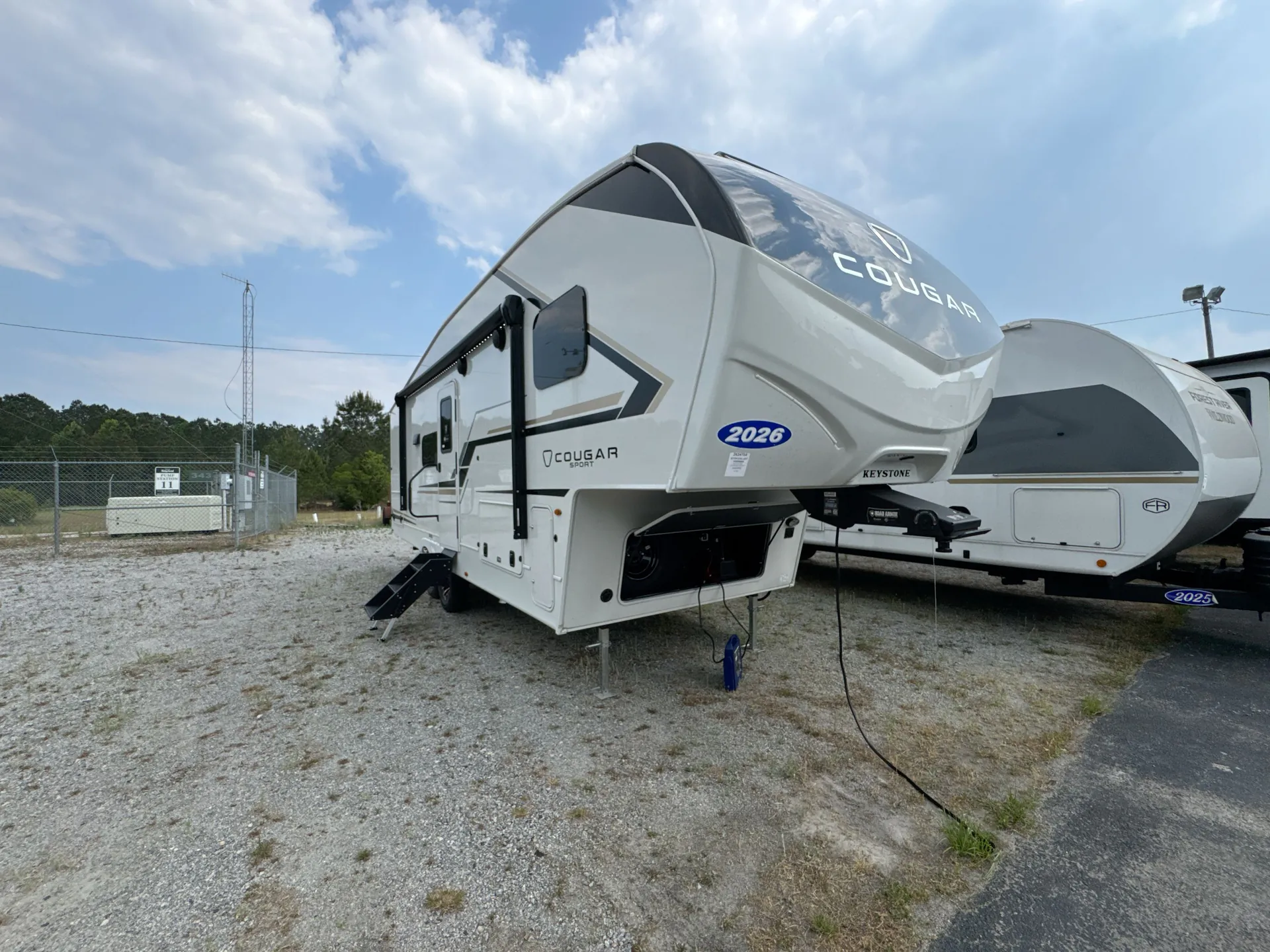 2026 Keystone Cougar Sport 2400RE - Photo 2