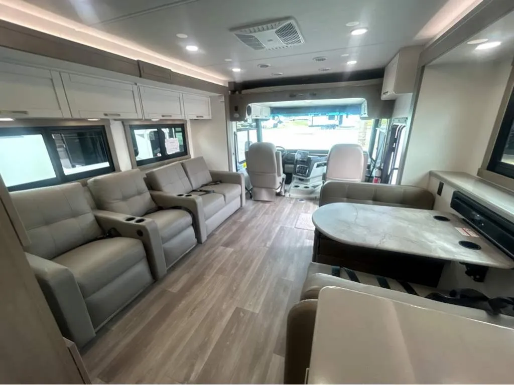 2027 Entegra Coach Vision XL 36C, Photos photo 25