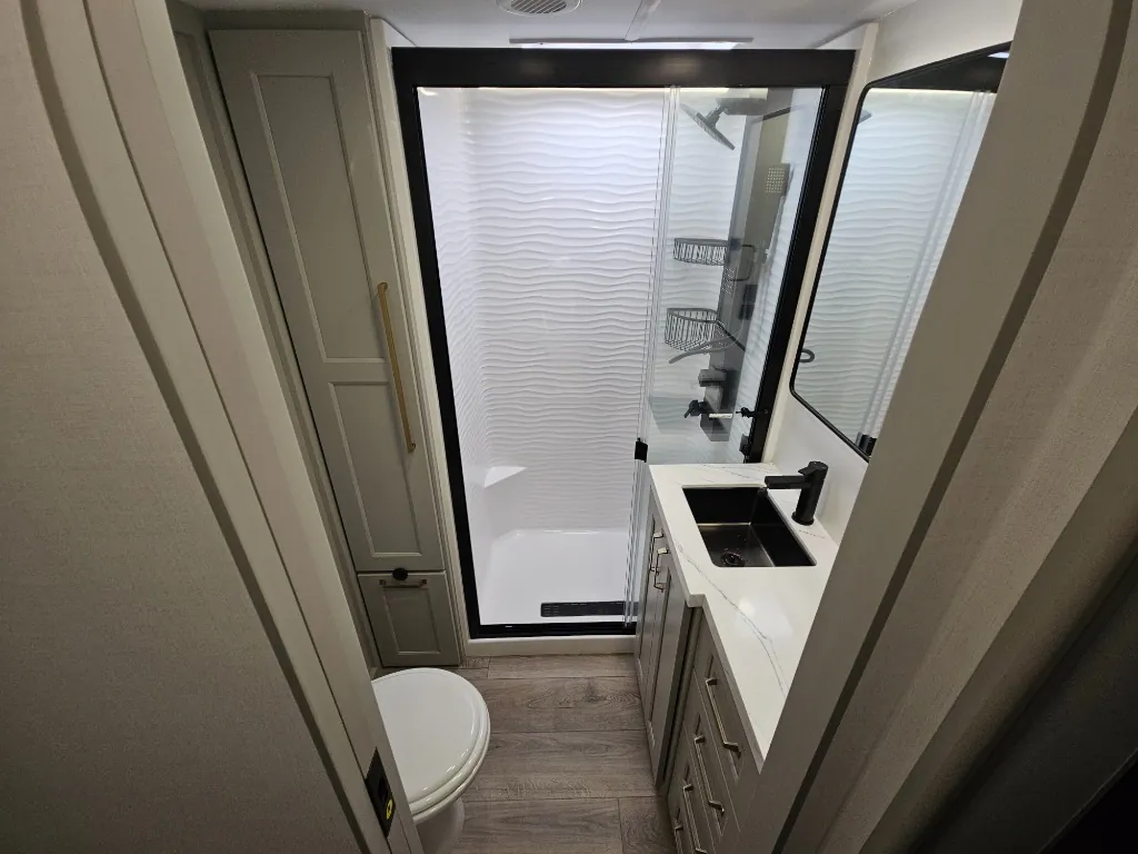2026 Brinkley Model G 4150, Photos photo 33