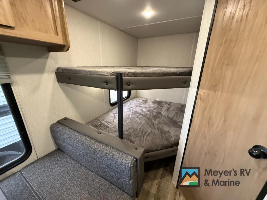 2024 Forest River Cherokee Wolf Den 26EV, Photos photo 13
