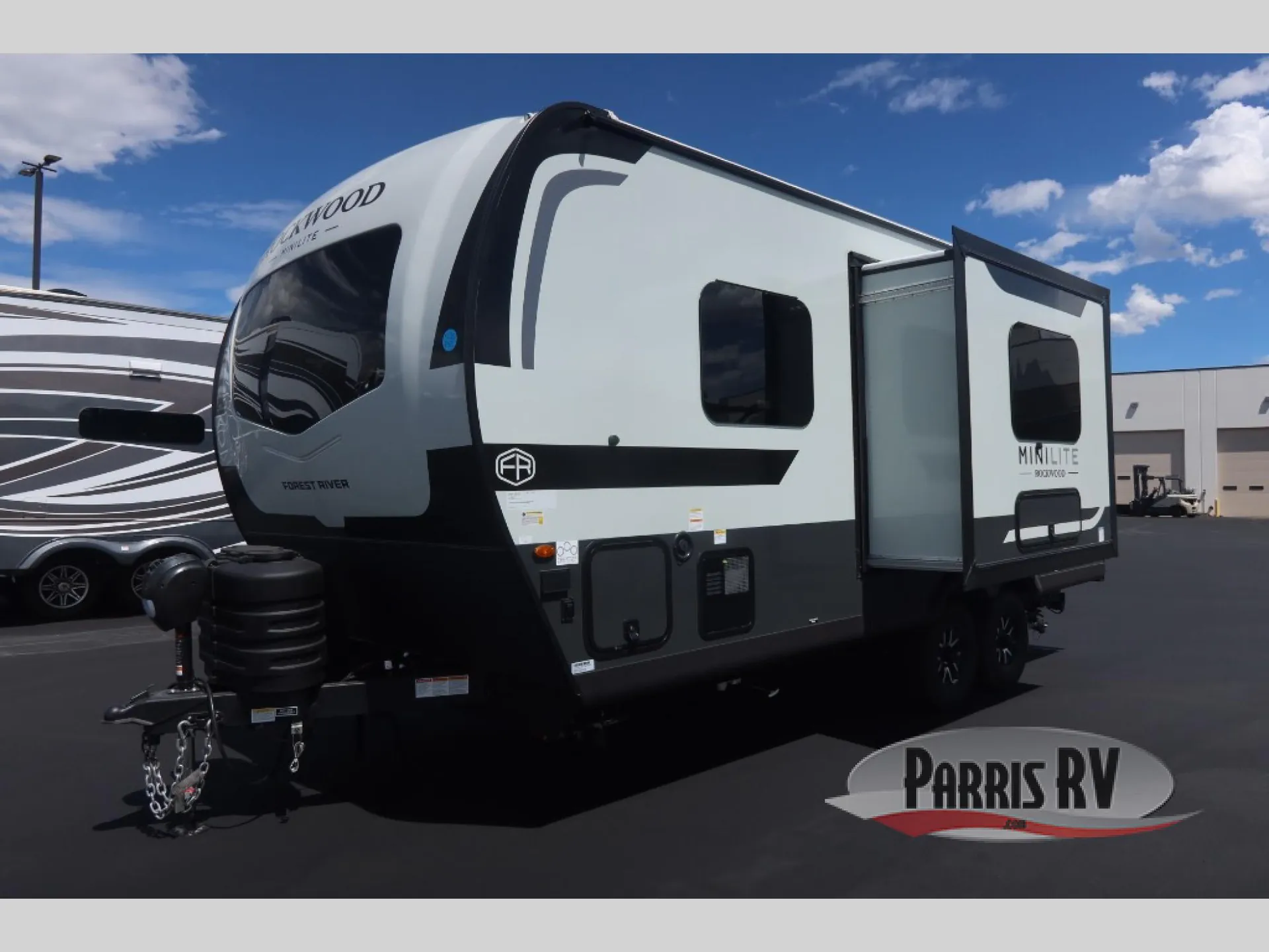 2027 Forest River Rockwood Mini Lite 2109S - Photo 4