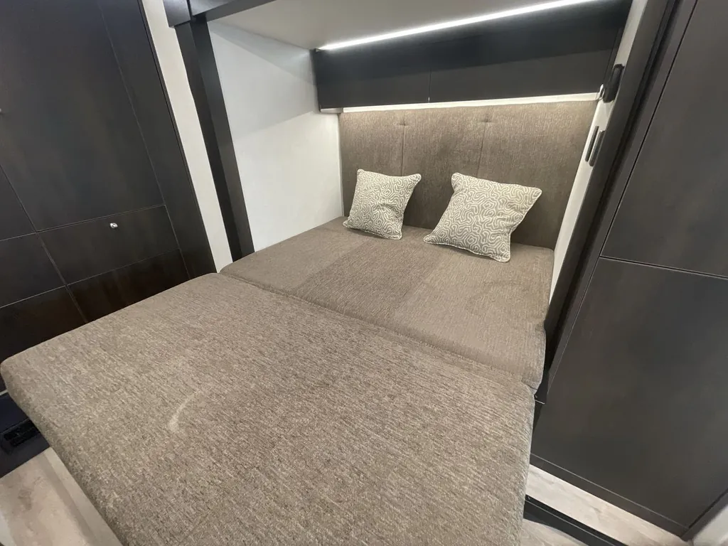 2027 Tiffin Wayfarer 25 PW, Photos photo 10