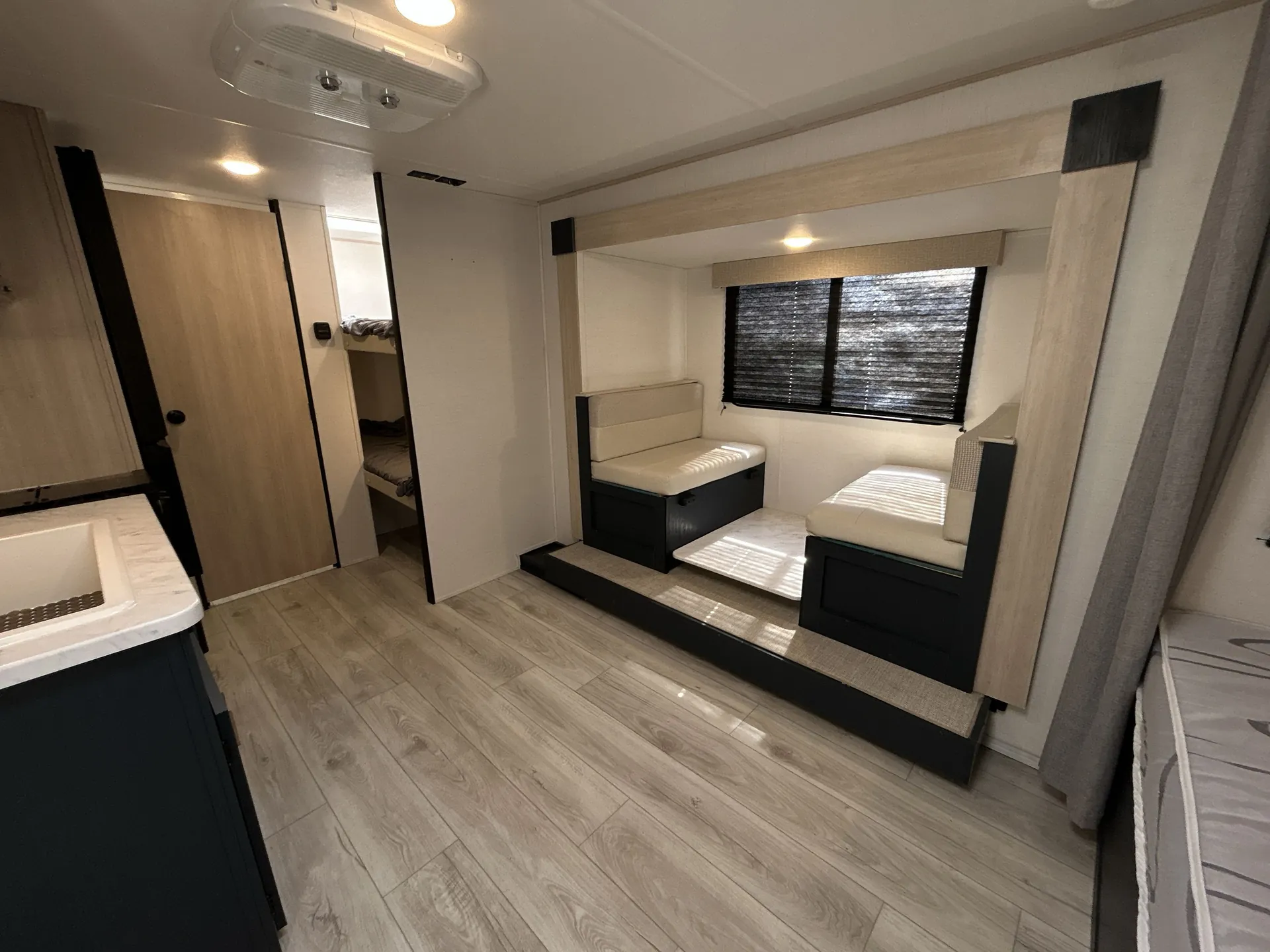 2025 Prime Time Avenger 17BHS — living area main
