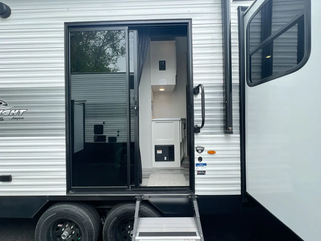 2026 Jayco Jay Flight Bungalow 401FLTS DS - Photo 4
