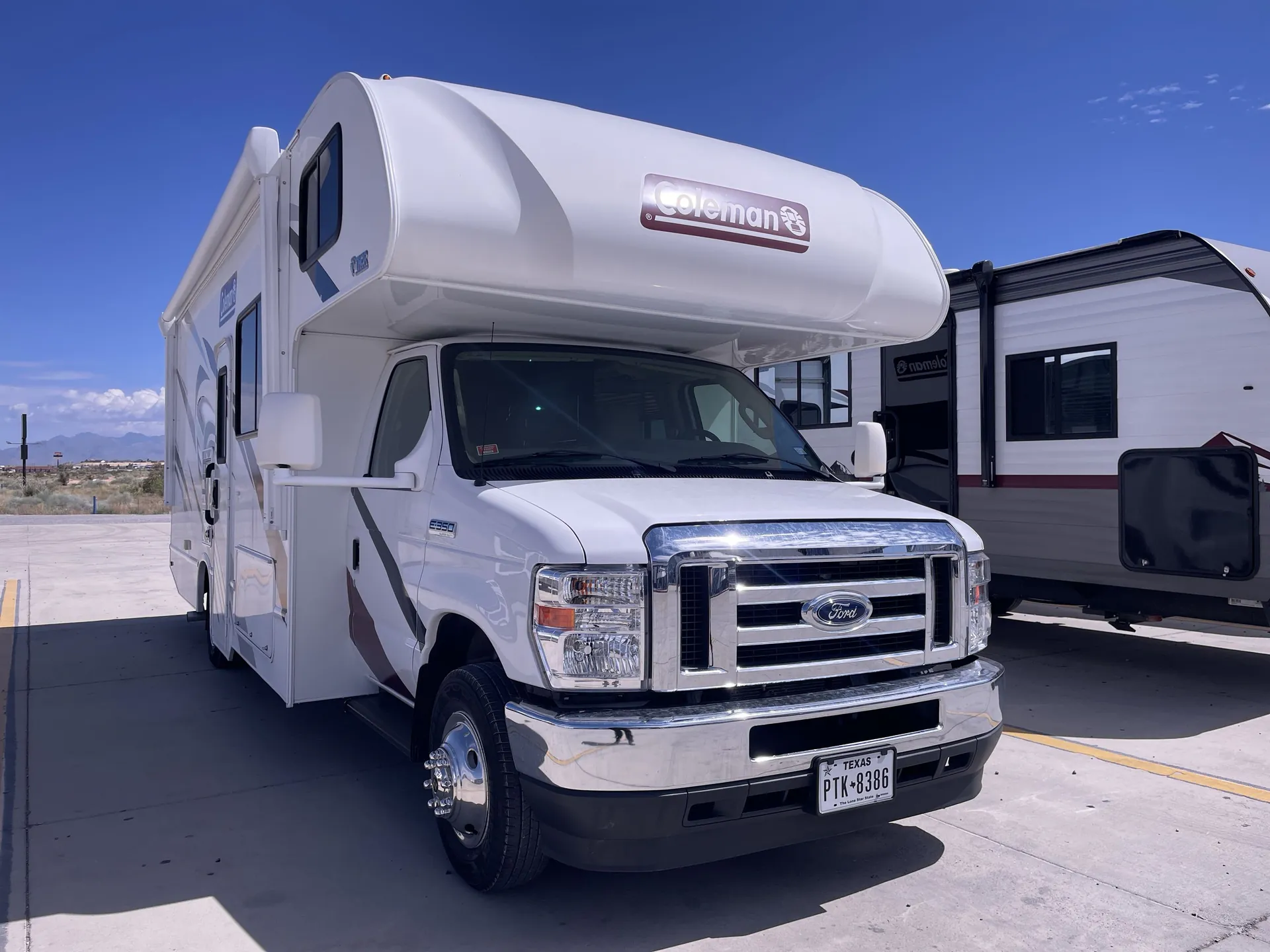 2021 Thor Motor Coach Coleman 26CM - Photo 2