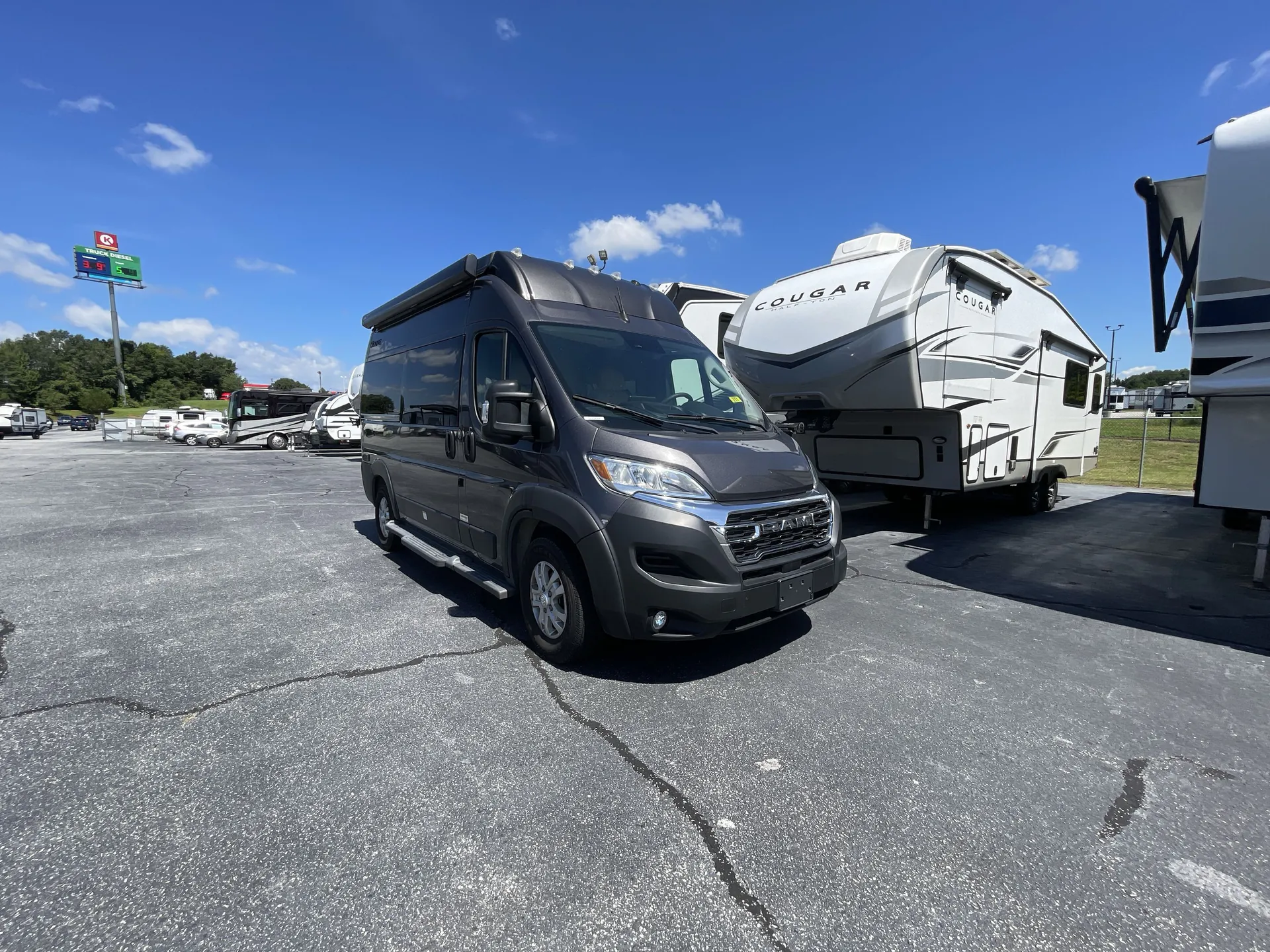 2024 Thor Motor Coach Scope 18G - Photo 2