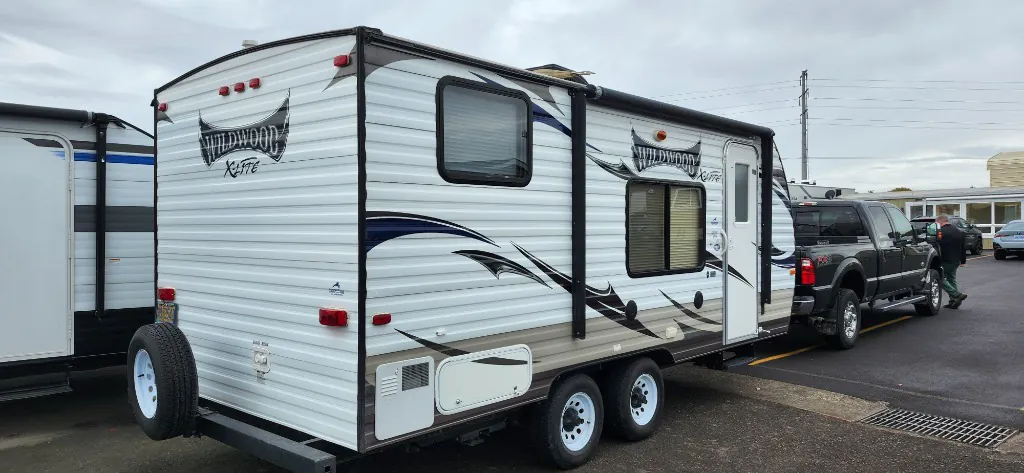 2015 Forest River RV Wildwood X-Lite 181BHXL - Photo 4