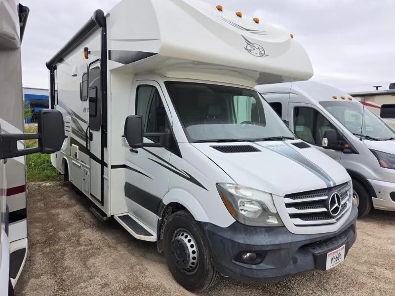 2018 Jayco Melbourne 24K - Photo 2