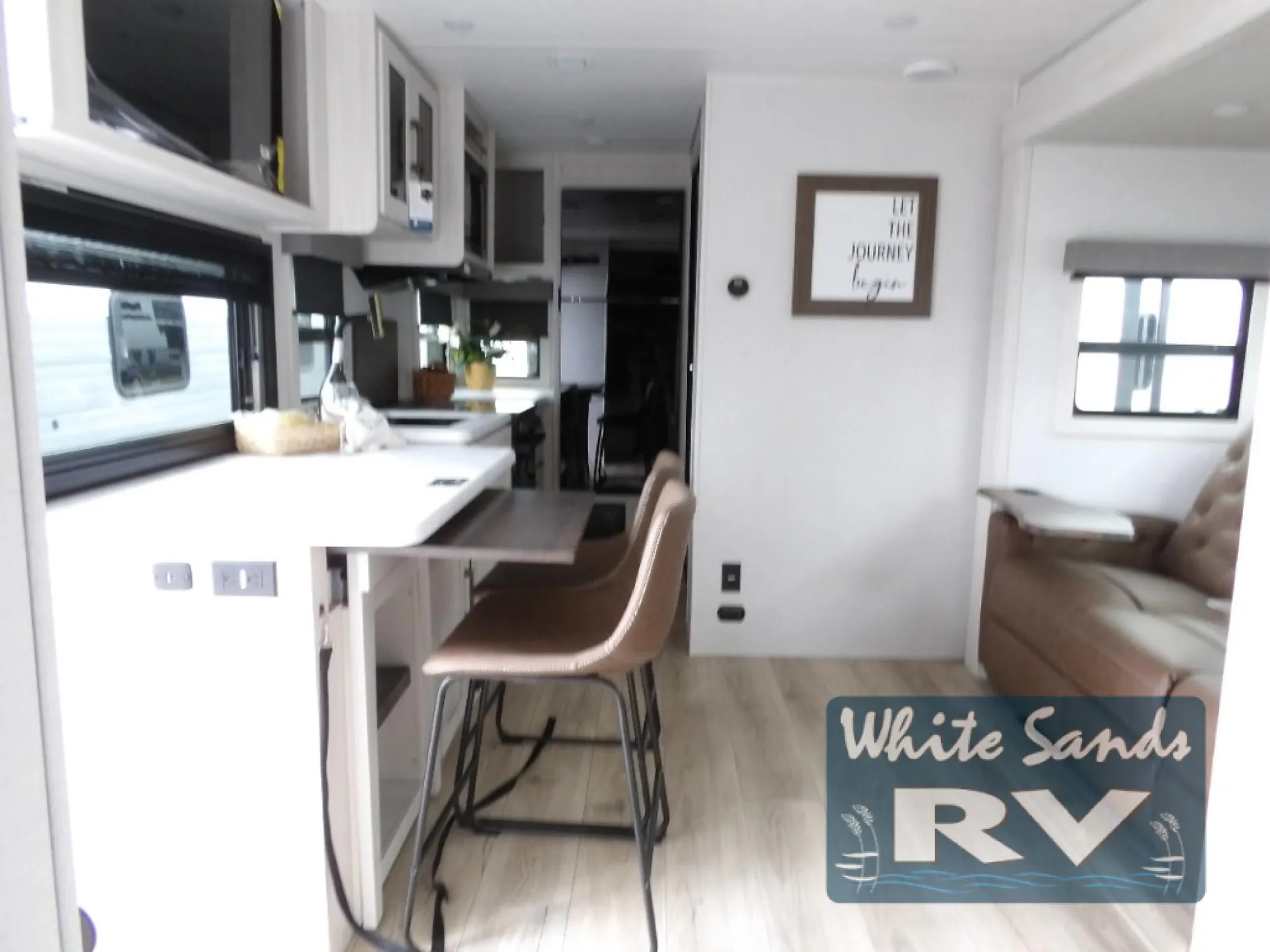 2026 Forest River Surveyor 205RKLE — Photo 7