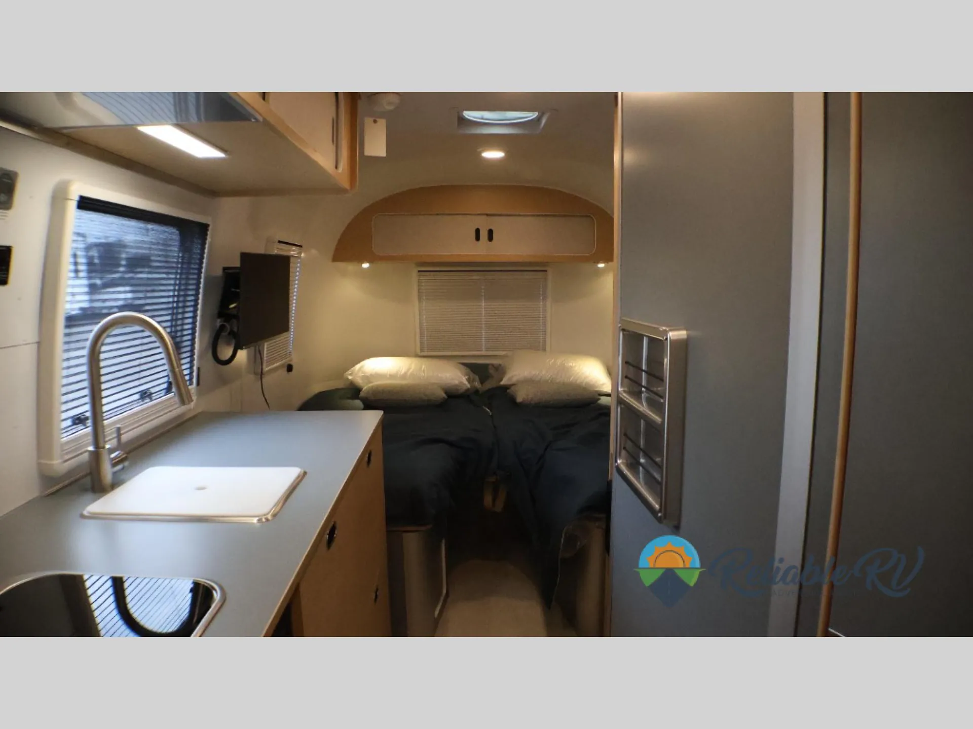 2026 Airstream World Traveler 22RB - Photo 4