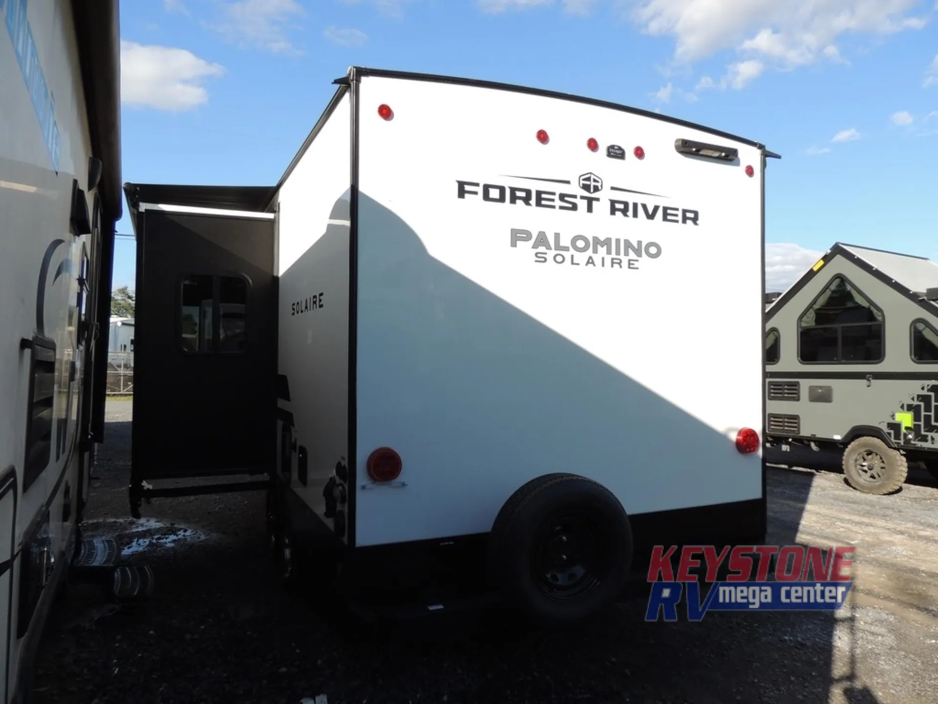2025 Palomino Solaire 2080RBS - Photo 4