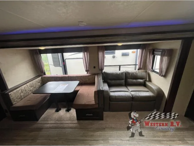 2018 Forest River Cherokee 304BH - Photo 4