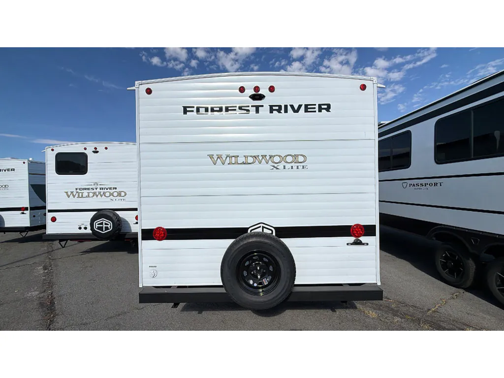 2027 Forest River Wildwood X-Lite 273QBXL - Photo 4